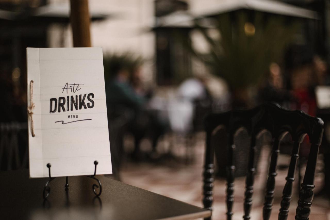 Arte Boutique Hotel Тирана Экстерьер фото