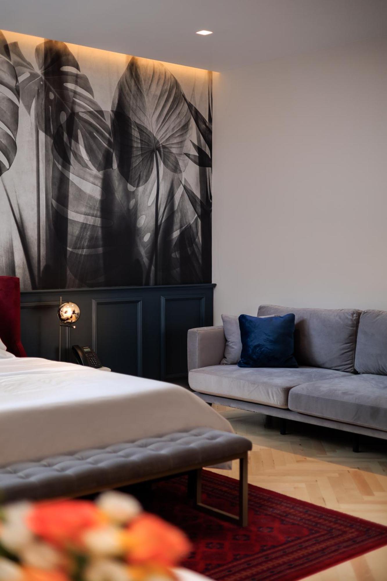 Arte Boutique Hotel Тирана Экстерьер фото