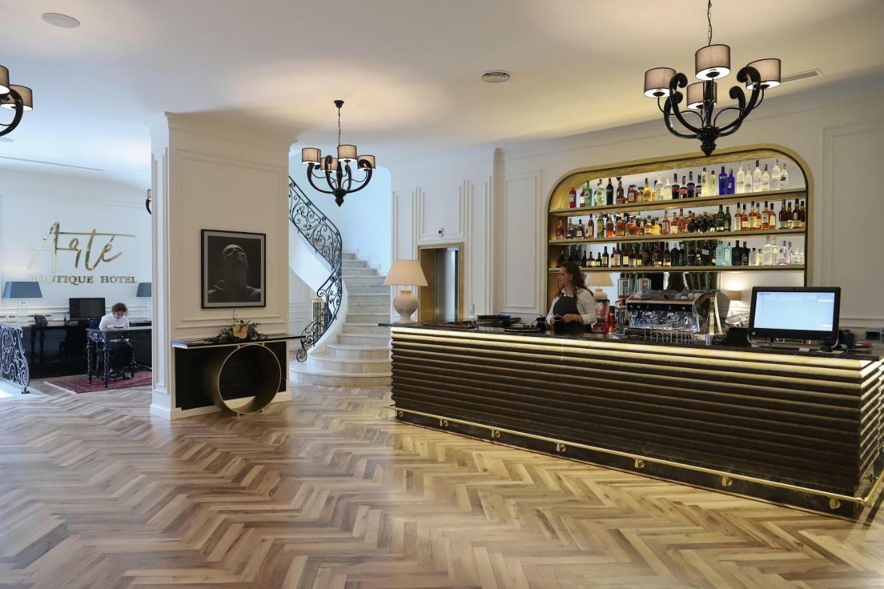 Arte Boutique Hotel Тирана Экстерьер фото
